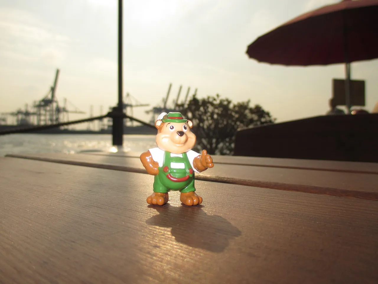 Quels sont les dessous des frais d’agence d’importation de bijoux ?