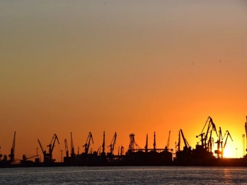 The difference between import and export agent and customs broker