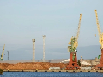 The difference between import and export agent and customs broker