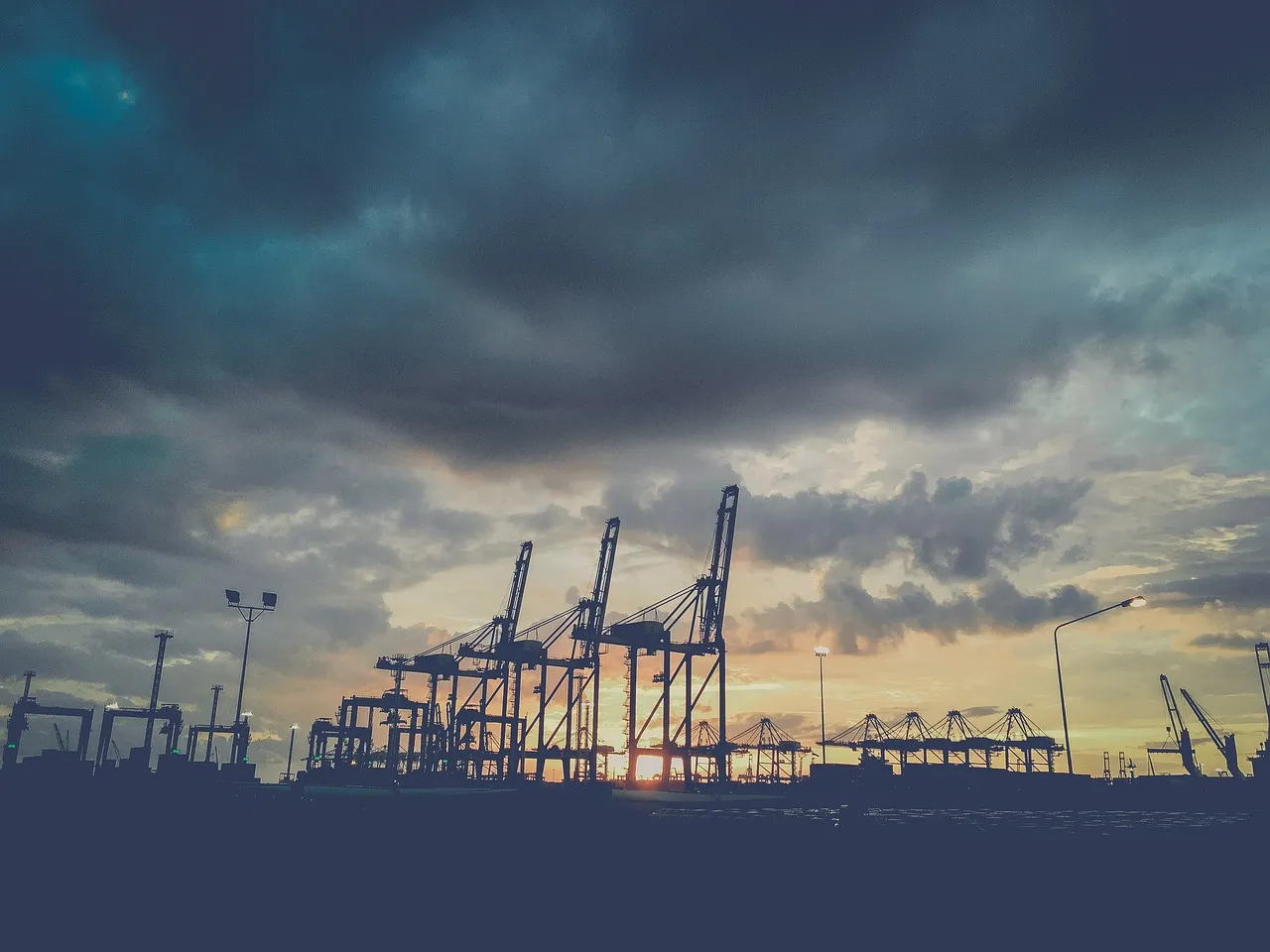 一文でわかる輸出入代行プロセス全景