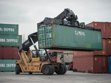 Import Payment Agency Predatory Profits? A Record of Baoshan District Business Owners Being Deceived