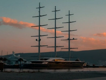 Transshipment Trade and Bonded Areas: Secrets Hidden Behind International Trade?