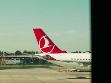 Entrusting Tax Refunds to Agents: Will You Get More Money? Wake Up!