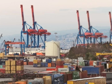 Entrusting Tax Refunds to Agents: Will You Get More Money? Wake Up!