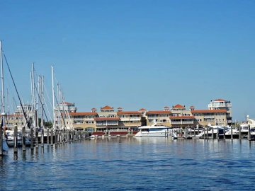 How to Successfully Conduct Transit Trade in Southeast Asia? Share Your Tips!