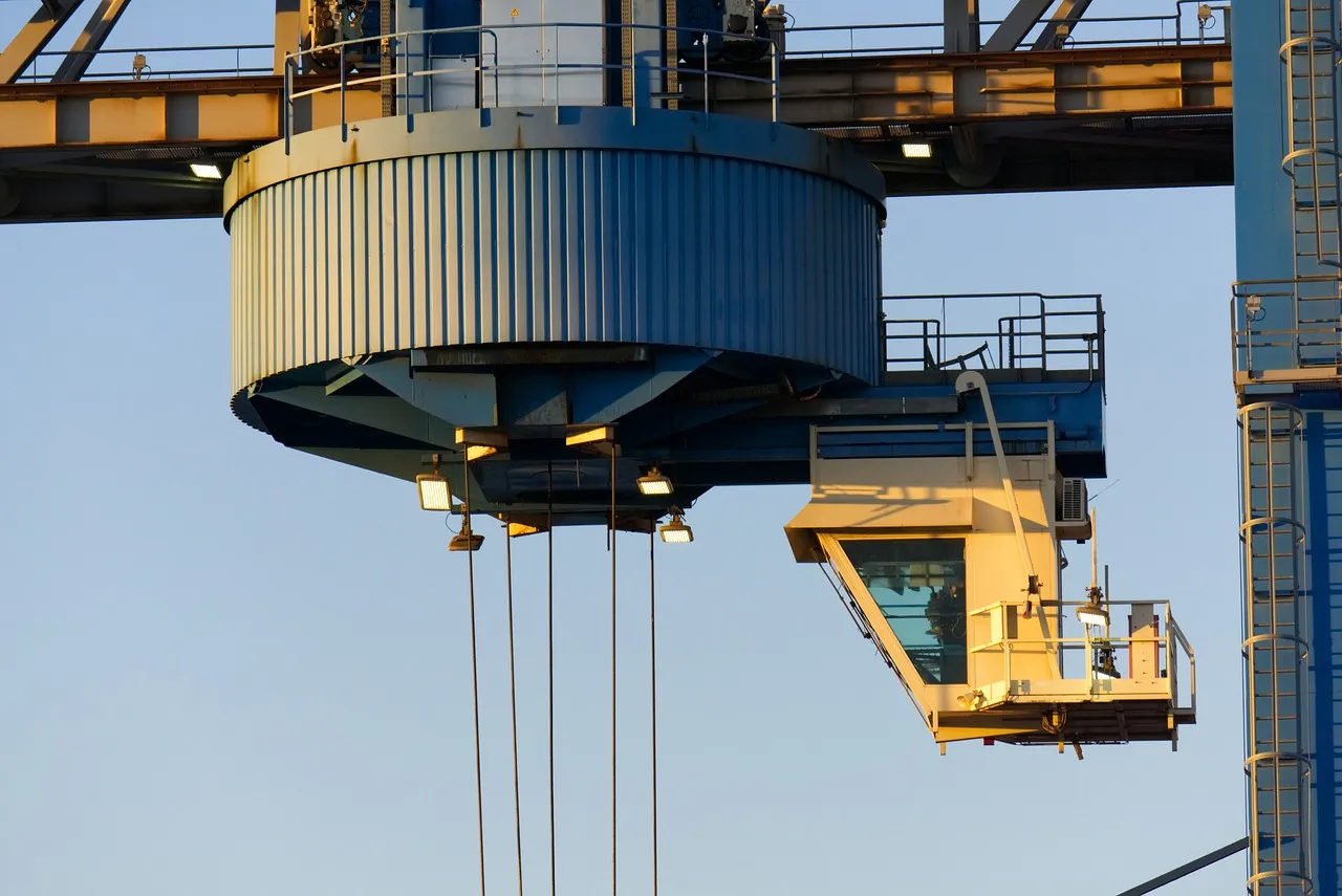 Exportación por agencia para empresas de comercio exterior: un juego entre costes y oportunidades