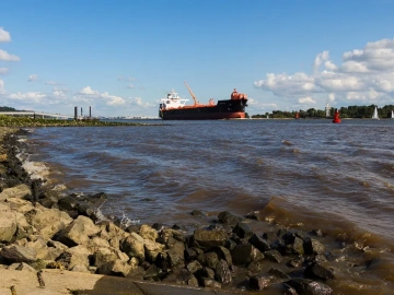 Shocking! What Secrets Lie Hidden in Shanxi's Re-export Trade