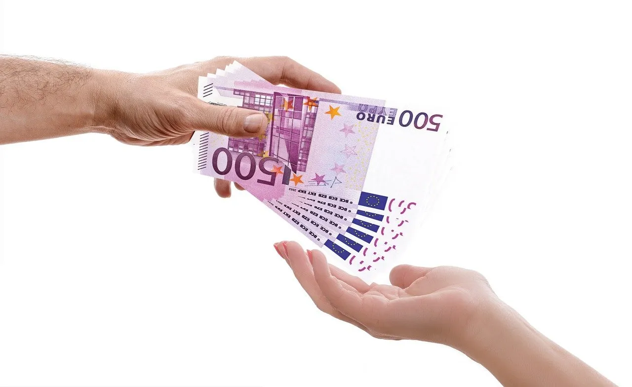 A Grand Unveiling of Pudong District Import Payment Agency Fees!