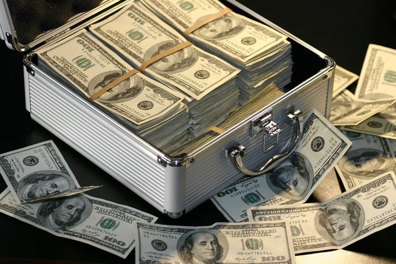 Exposing the Dark Underbelly of Export Agency Arrears