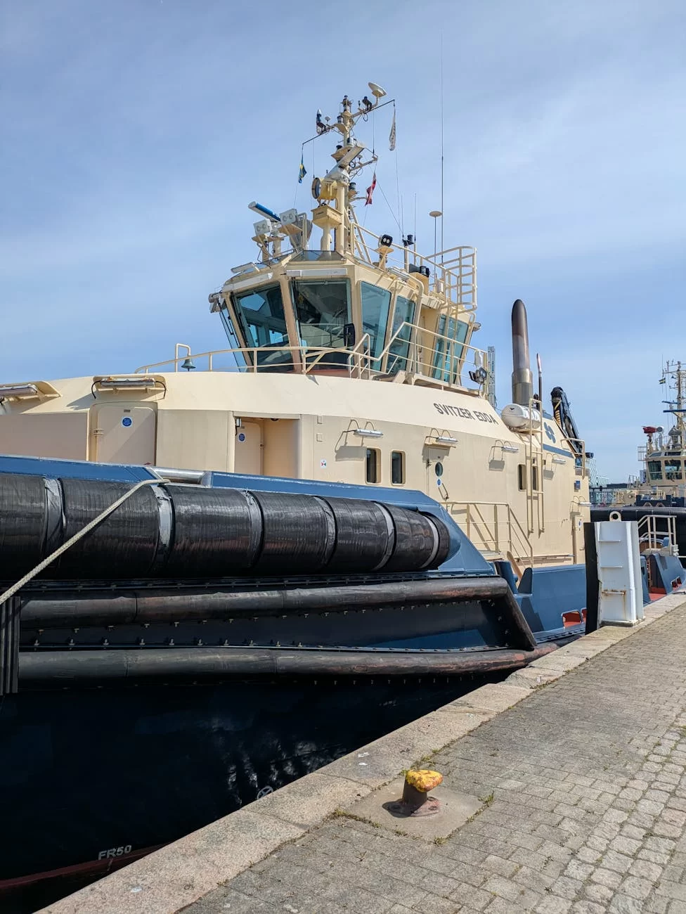 ¿Abismal el costo del despacho de aduanas para muebles importados? ¡Esta guía de precios te evitará ser estafado!