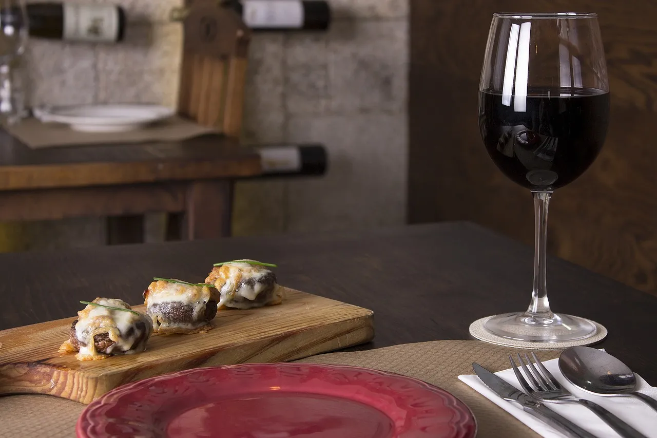 Starting from scratch, how to become a red wine agency expert?